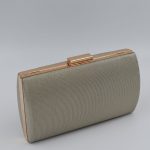 tsanta-clutch-xriso-metalize-xroma-me-xrisi-alisida-2